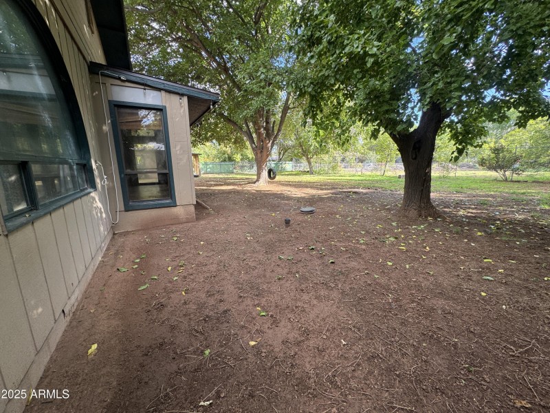 20251015_163953319_iOS