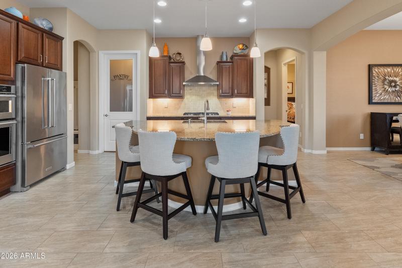 26572 W Abraham Ln-23