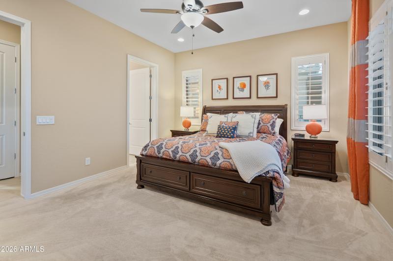 26572 W Abraham Ln-12