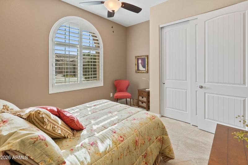 26572 W Abraham Ln-2