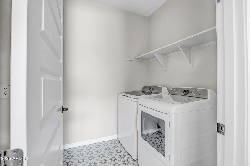 Mesquite Lot 188 - Large (24)