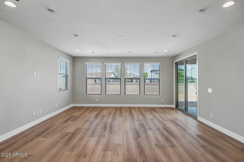 Mesquite Lot 213 (12)