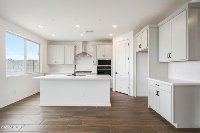 PHX_Tyler Ranch_Lot 2055_Pacific_24191_K