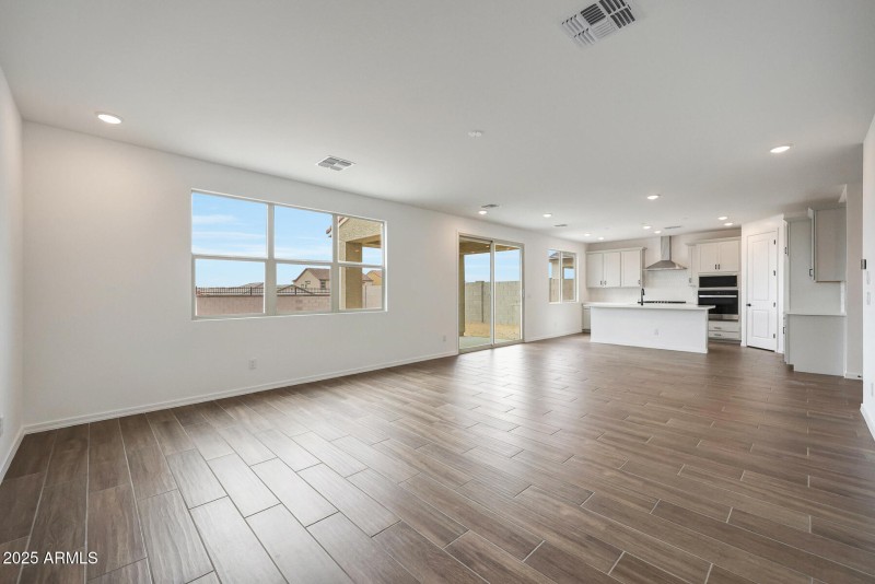 PHX_Tyler Ranch_Lot 2055_Pacific_24191_G