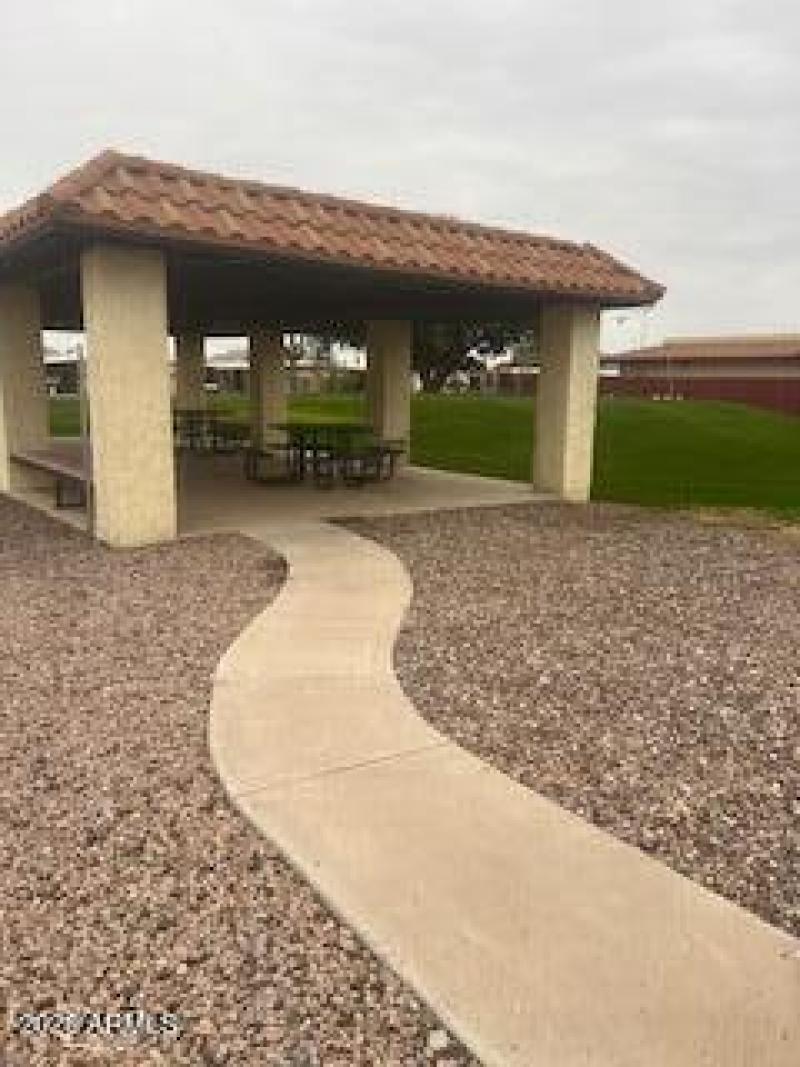 Picnic pavillion/putting green