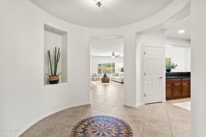 13575 N BARLASSINA Drive, Oro Valley