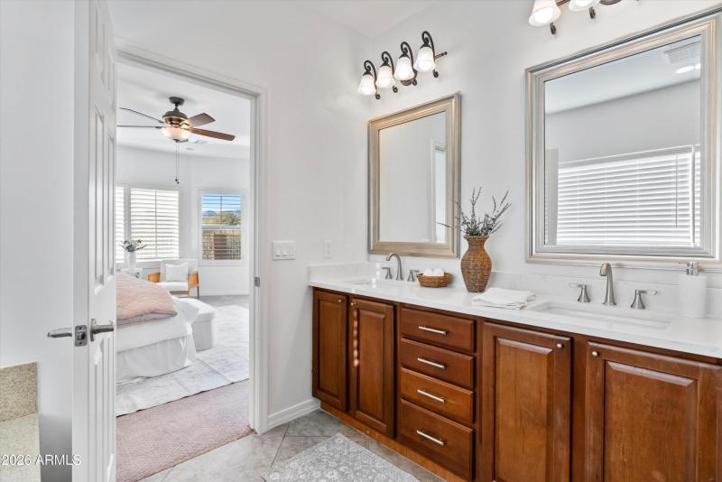 13575 N BARLASSINA Drive, Oro Valley