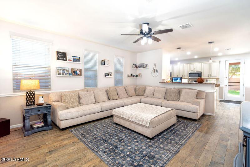 7511EOsageAveMesaAZ85212-3-3