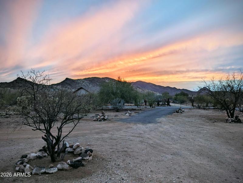 MAGNIFICENT SUNSETS ADORN THIS LOT