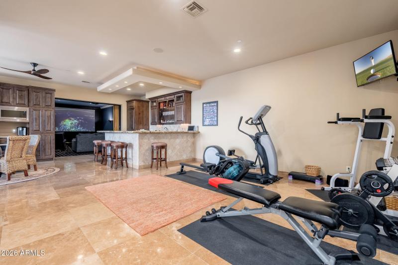 LARGE LOWER LEVEL ENTERTAINING