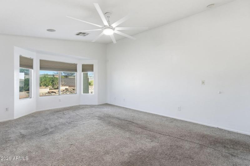 BAY WINDOW FOR LOTS OF LIGHT!!