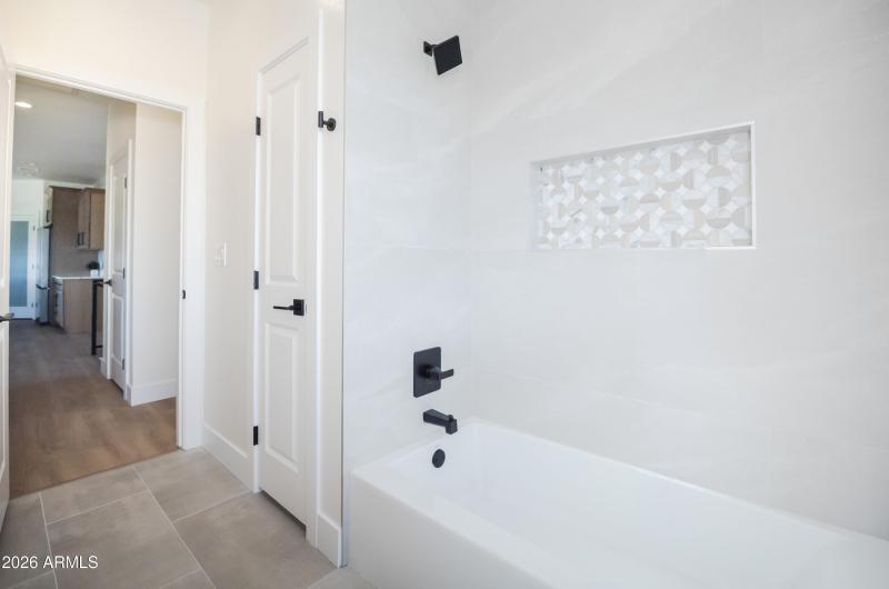 Guest Bath - Main Floor