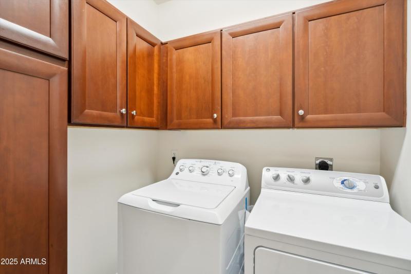 28-Laundry Area