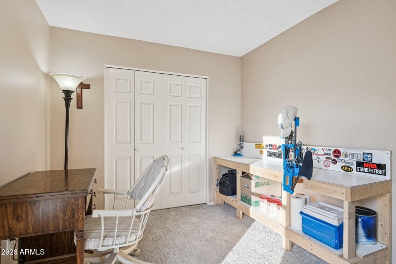 19-web-or-mls-3915-e-windrose-dr