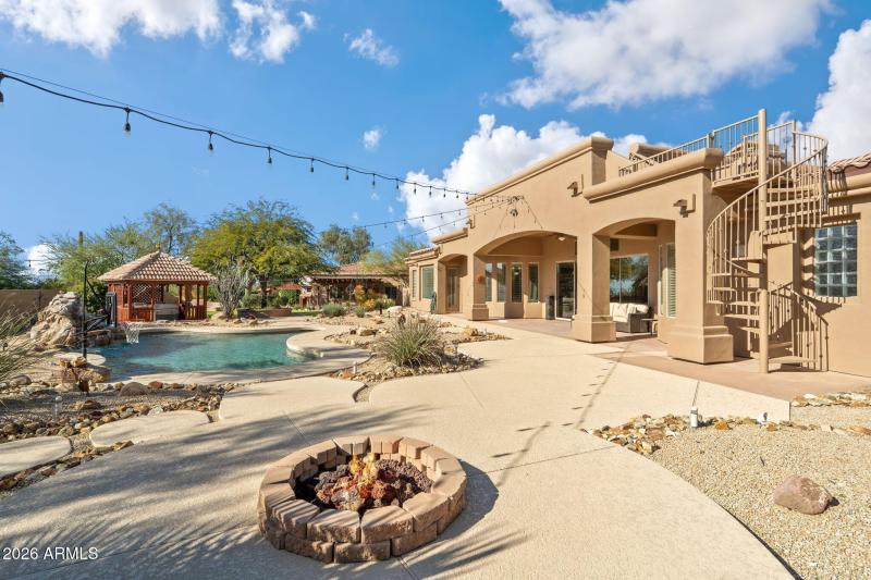 Firepit gathering area