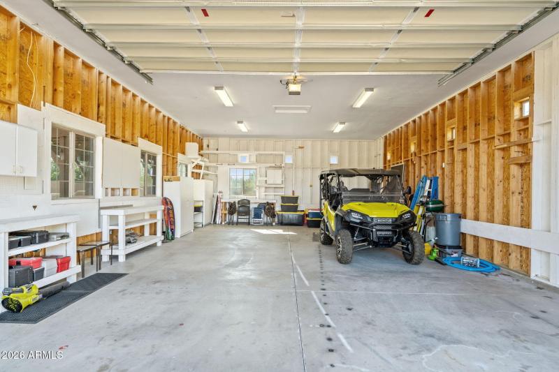 RV garage w/storage