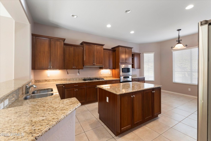 13-Kitchen