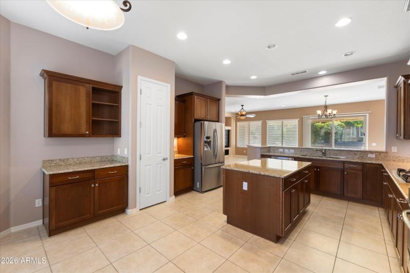 17-Kitchen