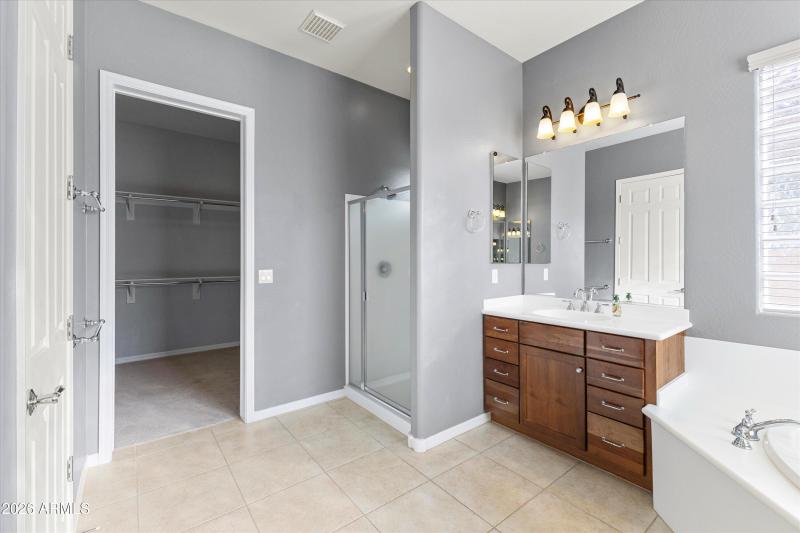 25-Primary Bathroom