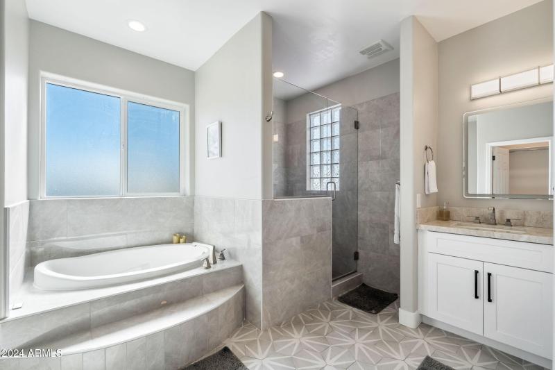 026__1920 E Aurelius Ave