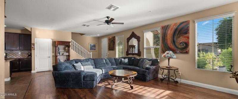 13-web-or-mls-Great Room13