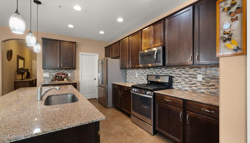 18-web-or-mls-Great Room7