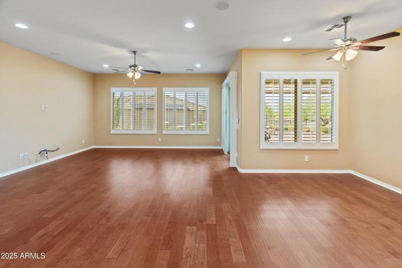 20506 N 271st Ave-31