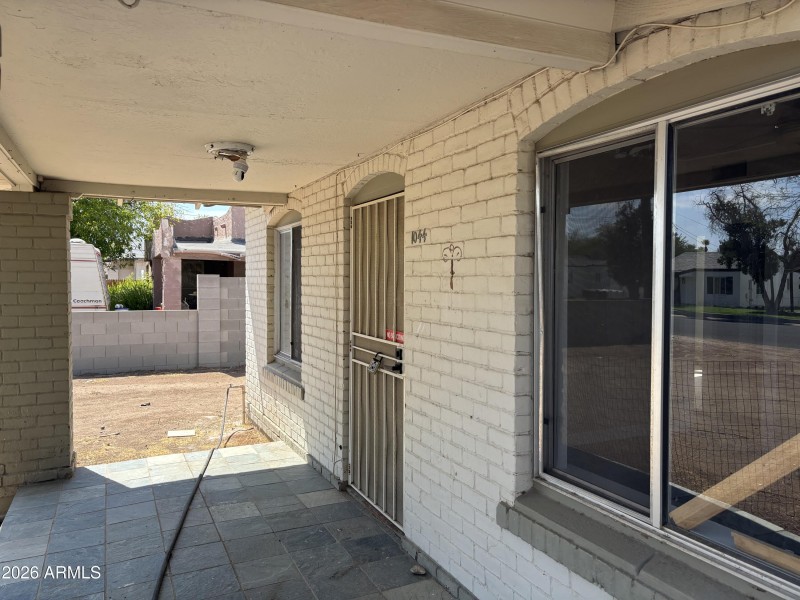 front portch whitton