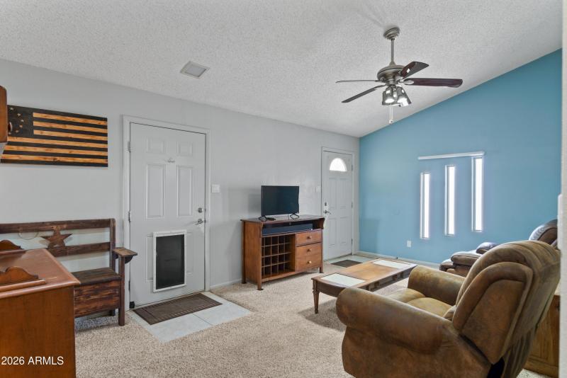 317 Peretz Cir 00007