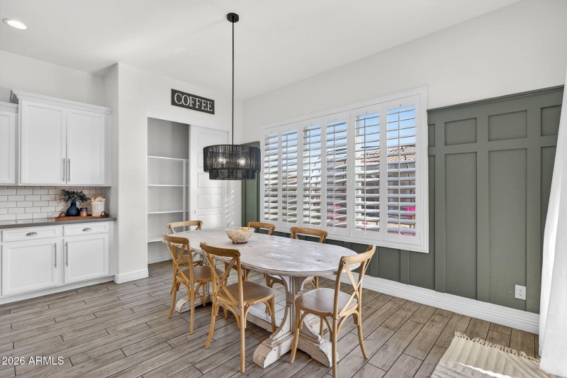 19-web-or-mls-49-S 223rd St