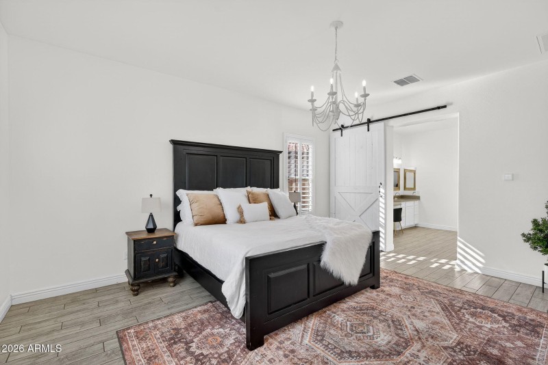 22-web-or-mls-15-S 223rd St