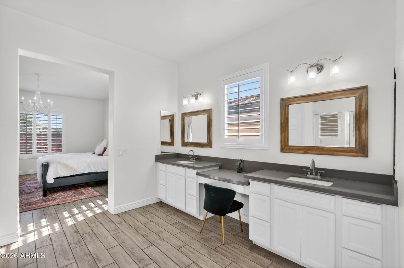 29-web-or-mls-22-S 223rd St