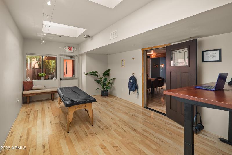 JL_45BirchBlvd-interiors-22