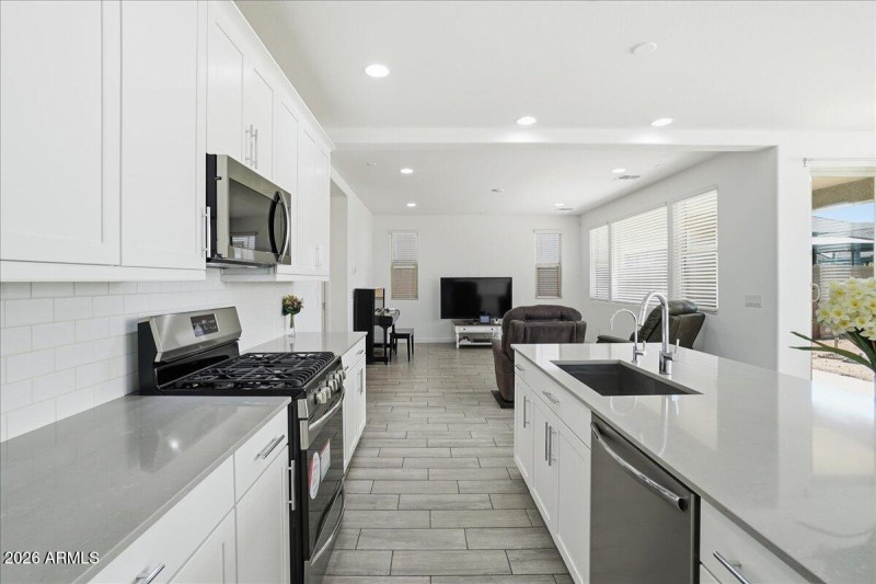 Stainless Steel Appliances - Like New!