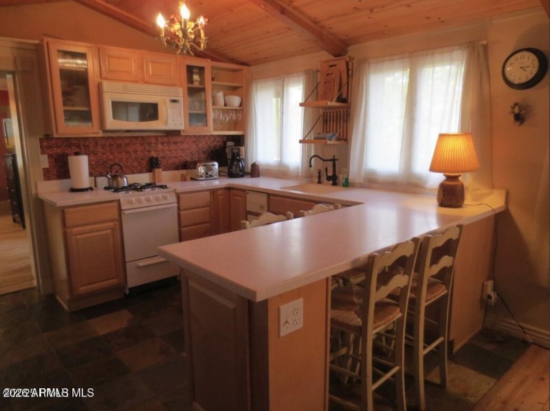 20251120201358560249000000-o