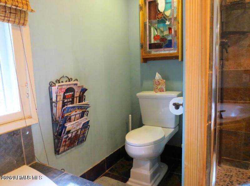 20251120201328263156000000-o