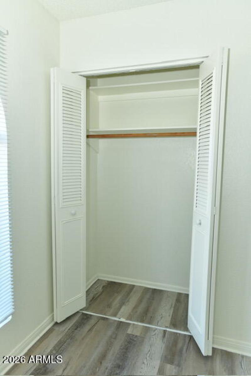 1943 E South Mountain Ave 18