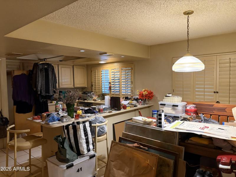 Dining room kitchen_1007 E. Village Cir