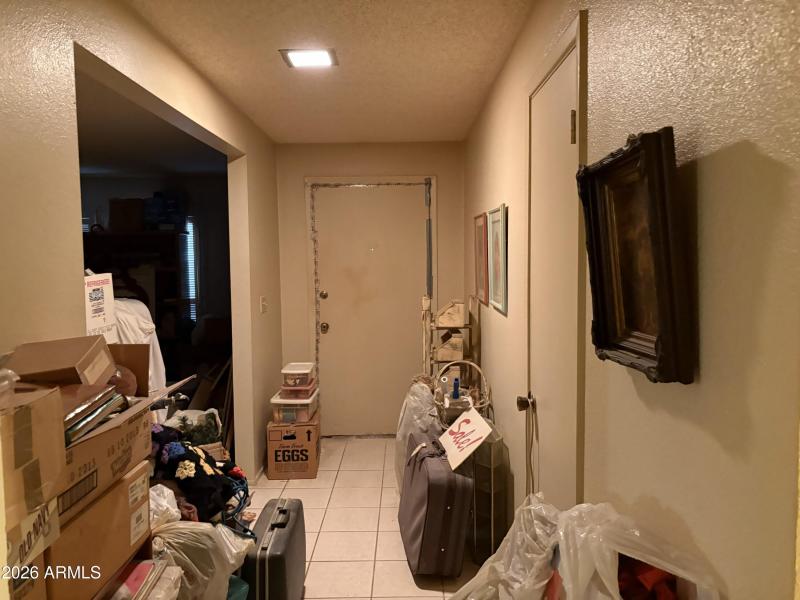 Foyer front door_1007 E. Village Cir