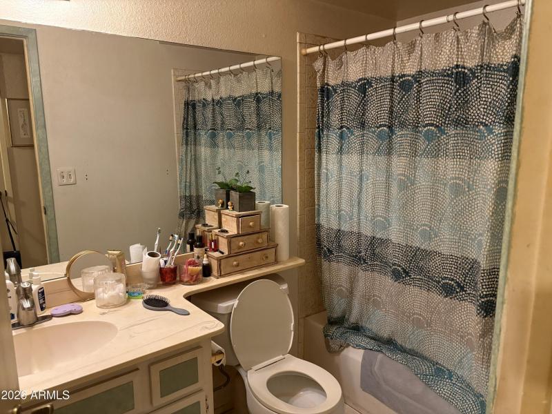 Front bathroom_1007 E. Village Cir.