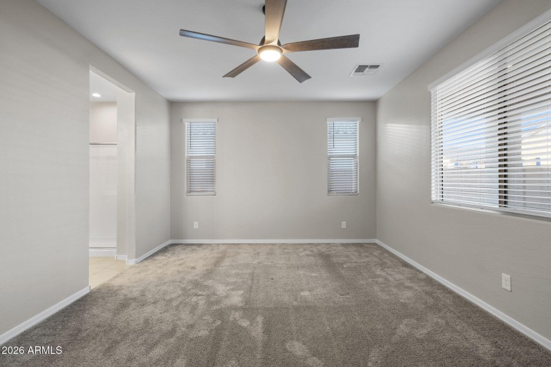 24-web-or-mls-1642 W Hopi Dr-23