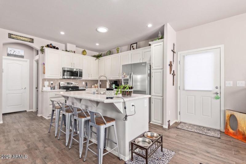 20231127213524322293000000-o