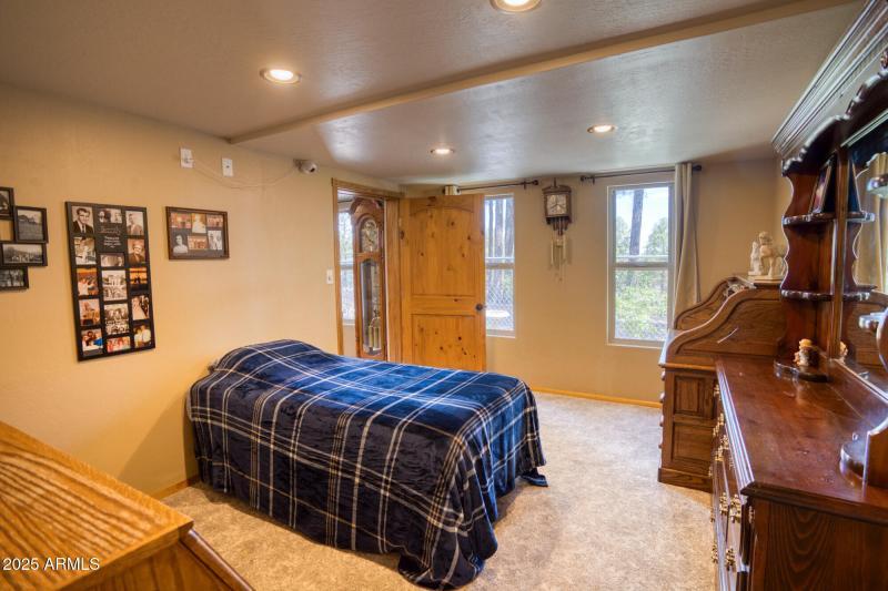 2611 ELLSWORTH AVE, Show Low, AZ