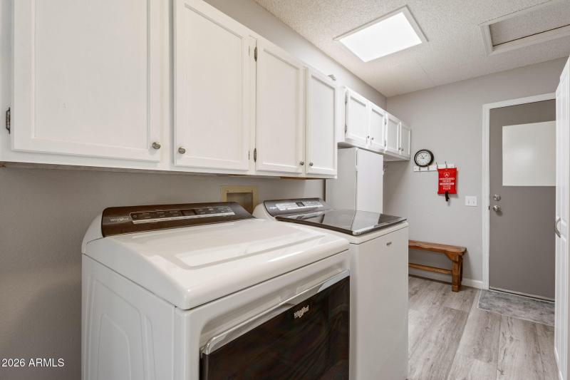 washer and dryer included