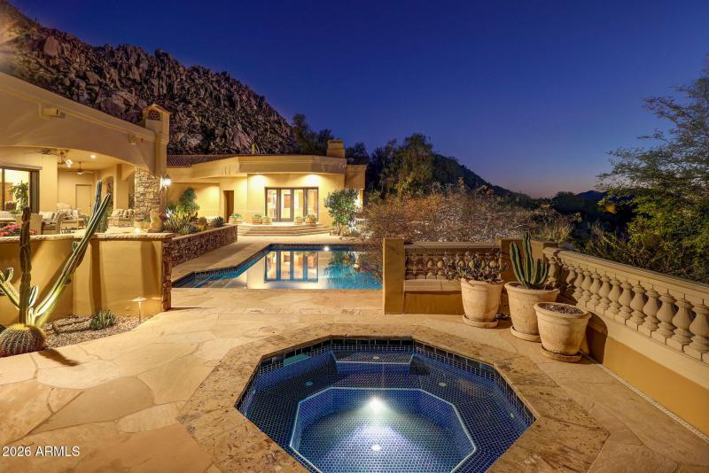 Backyard Spa and Pool