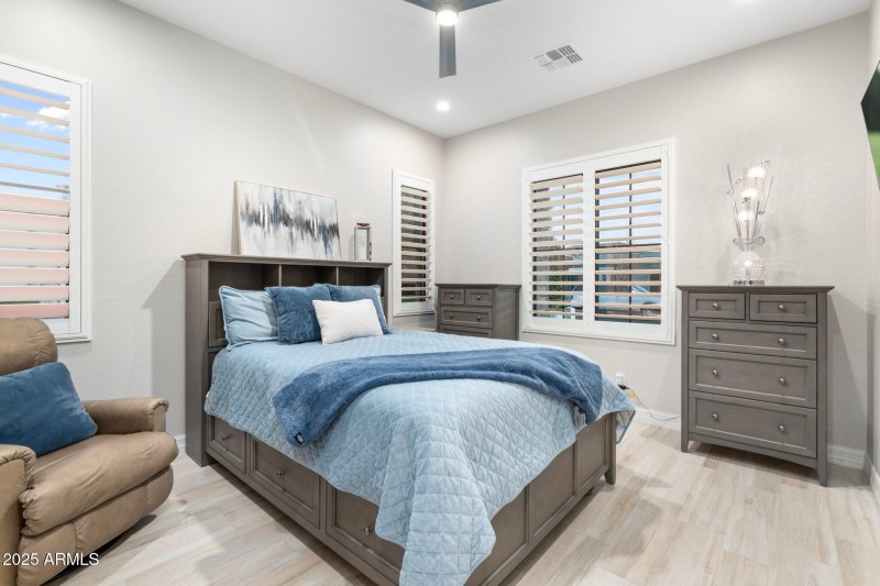 108-web-or-mls-DSC08979