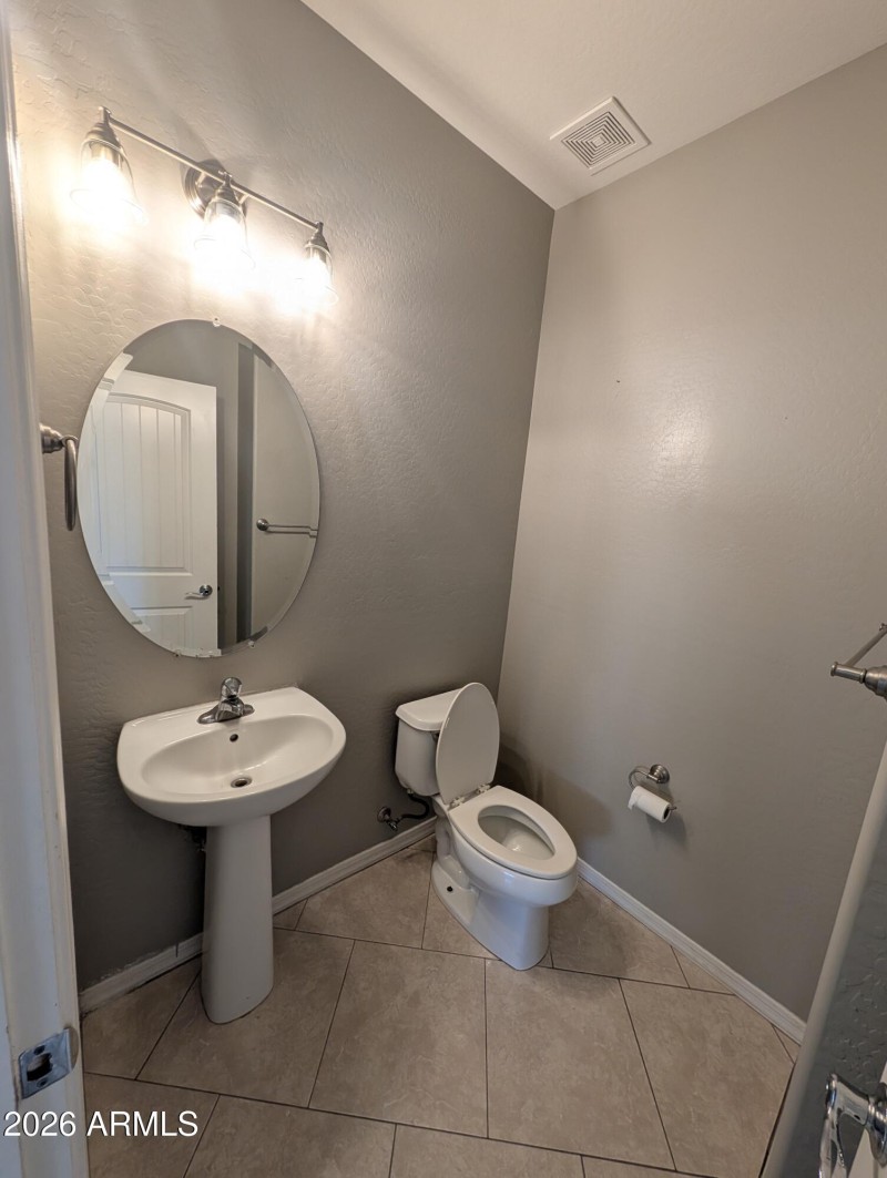 PXL_20260113_213707442