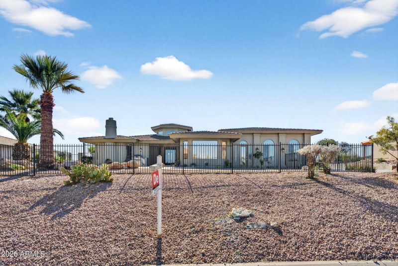 5-web-or-mls-59-E Telegraph Dr