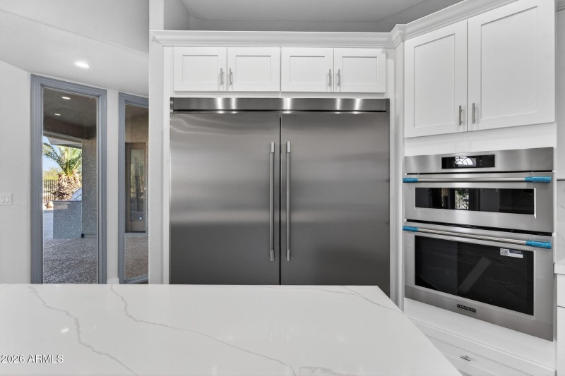 38-web-or-mls-10-E Telegraph Dr