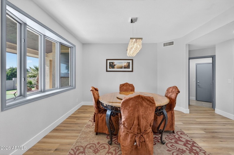 41-web-or-mls-79-E Telegraph Dr